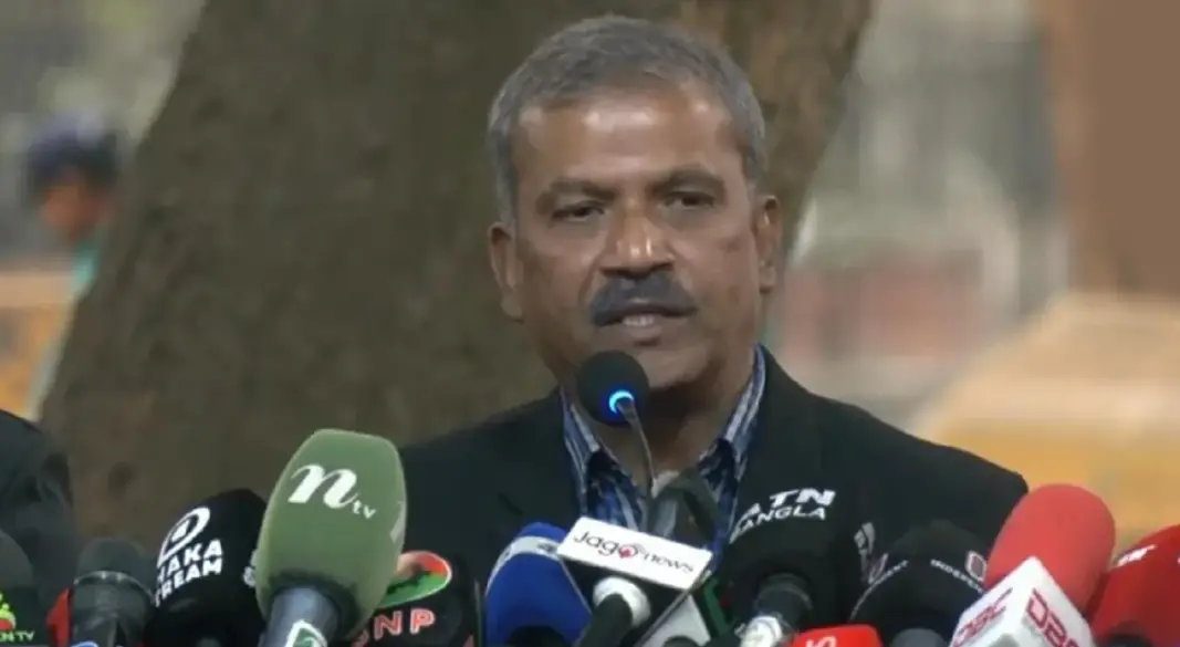 আইন উপদেষ্টা ড. আসিফ নজরুল। ছবি : সংগৃহীত