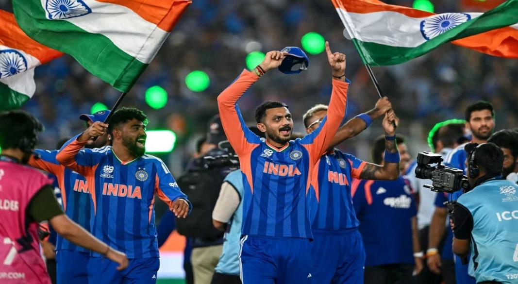 টানা দ্বিতীয়বার টি-টোয়েন্টি বিশ্বকাপ জয়ের পর ভারতীয়দের উচ্ছ্বাস। ছবি: আইসিসি