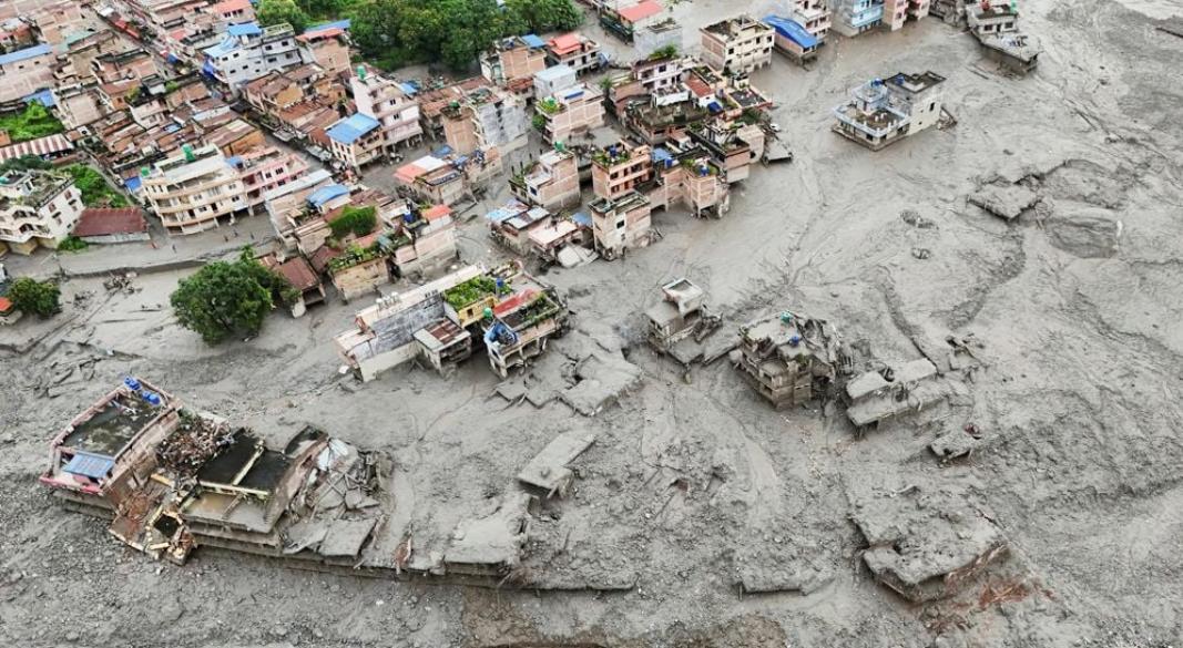 ভয়াবহ বন্যায় সীমান্তবর্তী এলাকার বেশ কয়েকটি শহর ও জনপদ ব্যাপকভাবে ক্ষতিগ্রস্ত হয়েছে। ছবি: সংগৃহীত