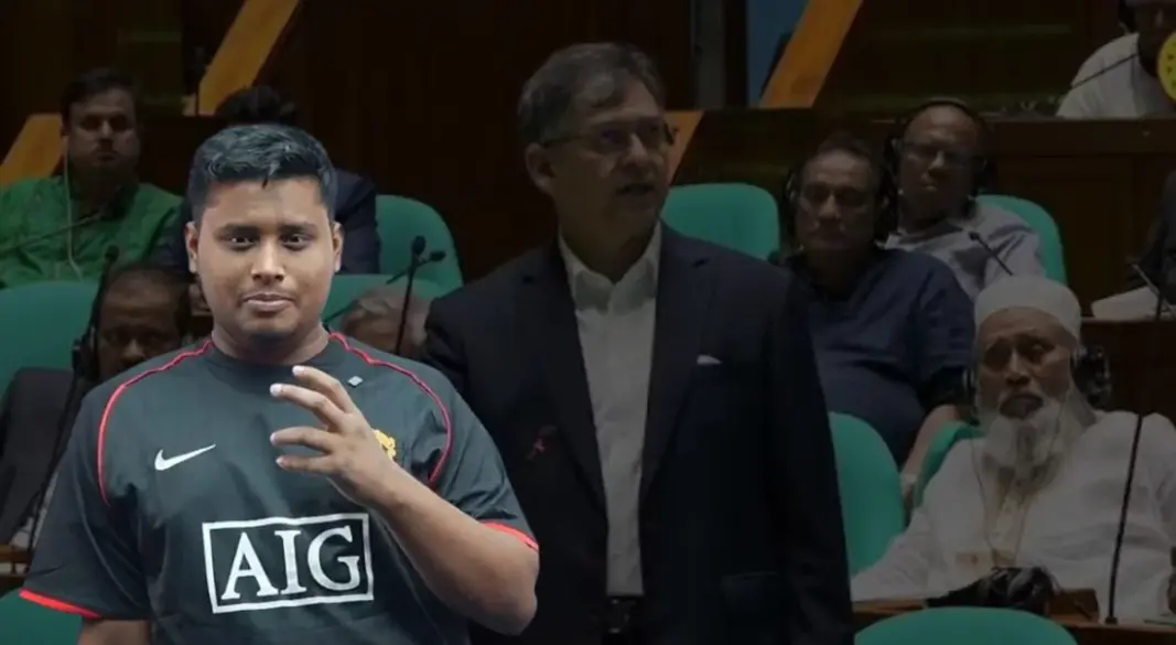 স্বরাষ্ট্রমন্ত্রী সালাহউদ্দিন আহমদ ও কুমিল্লা-৪ আসনের সংসদ সদস্য হাসনাত আবদুল্লাহ।