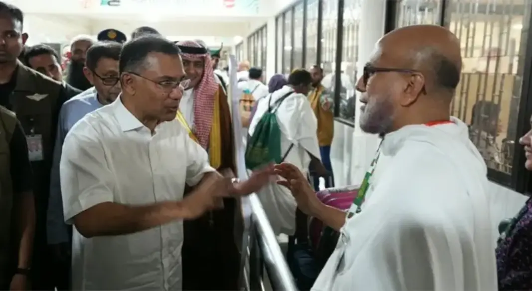 আশকোনা হজ ক্যাম্প পরিদর্শন করেন প্রধানমন্ত্রী তারেক রহমান। ছবি : সংগৃহীত