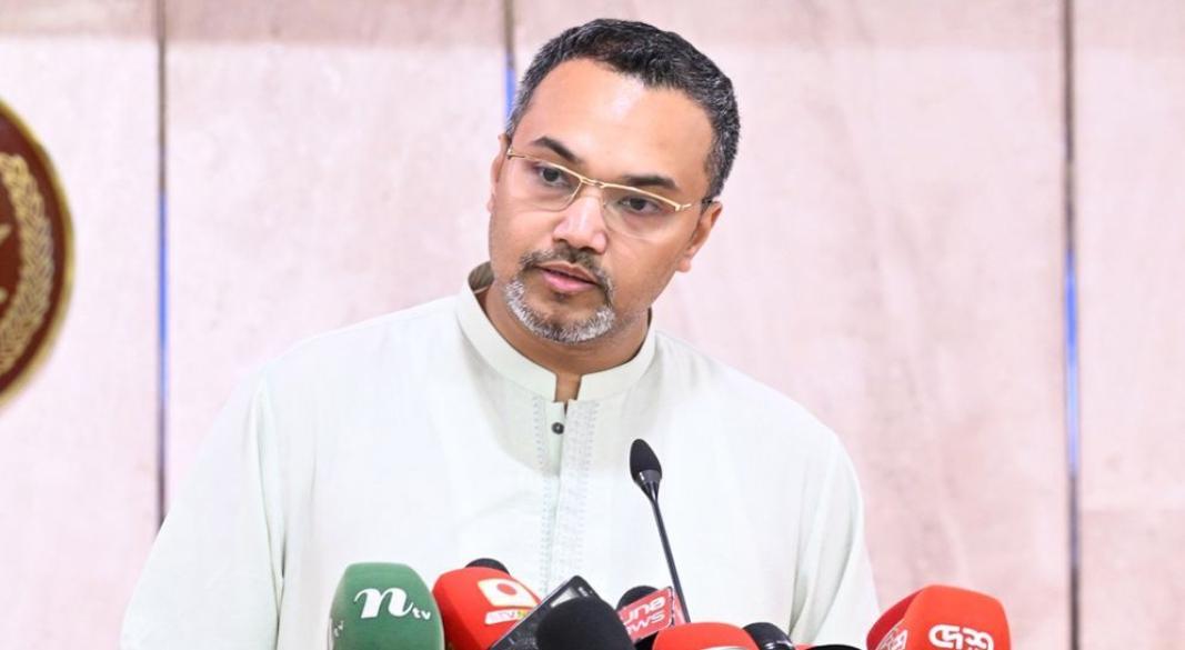 প্রধানমন্ত্রীর উপদেষ্টা ও তার কার্যালয়ের মুখপাত্র মাহদী আমিন।