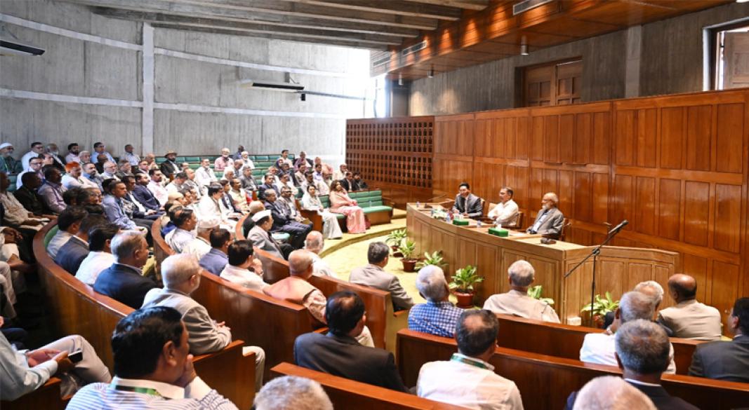 প্রধানমন্ত্রী তারেক রহমানের সভাপতিত্বে সরকারি দলের সংসদীয় সভা অনুষ্ঠিত হয়েছে। ছবি: প্রধানমন্ত্রীর কার্যালয়