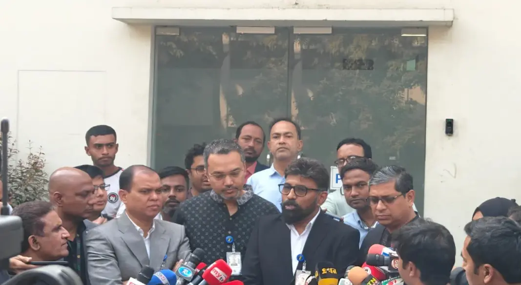 ইমাম-মুয়াজ্জিনদের ভাতা নিয়ে ব্রিফিং। ছবি: সংগৃহীত