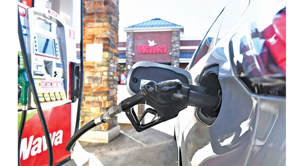 যুক্তরাষ্ট্র ও ইউরোপে লাফিয়ে বাড়ছে তেল-গ্যাসের দাম। ছবি : সংগৃহীত