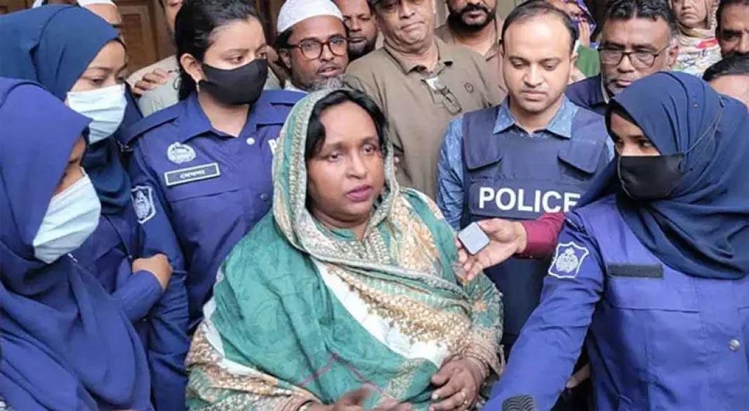 সেলিনা হায়াৎ আইভী।