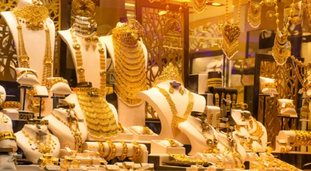 সাজিয়ে রাখা স্বর্ণের গহনা। ছবি : সংগৃহীত