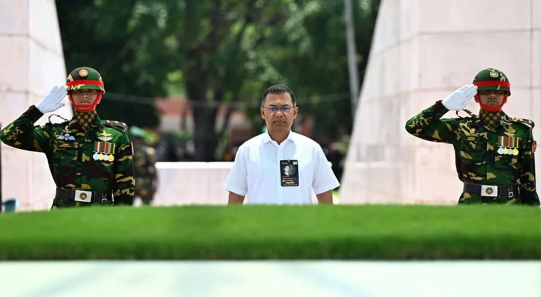 শহীদ রাষ্ট্রপতি জিয়াউর রহমানের শাহাদাতবার্ষিকীতে তার সমাধিতে শ্রদ্ধা নিবেদন করেছেন প্রধানমন্ত্রী। ছবি : সংগৃহীত