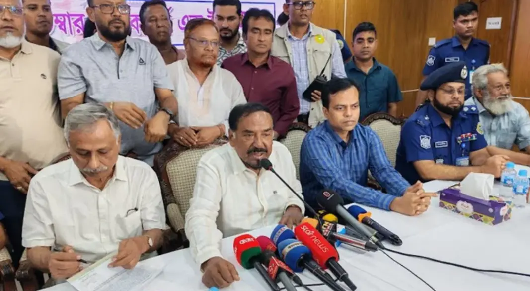 মতবিনিময় সভায় বক্তব্য রাখেন স্পিকার হাফিজ উদ্দিন আহমেদ (বীর বিক্রম)। ছবি: সংগৃহীত