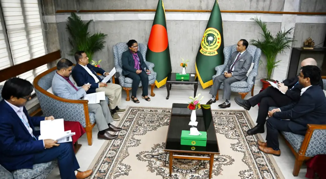 ডেপুটি স্পিকার ব‌্যারিস্টার কায়সার কামালের সঙ্গে ইউএনডিপির প্রতিনিধিদলের সাক্ষাৎ। ছবি: সংগৃহীত