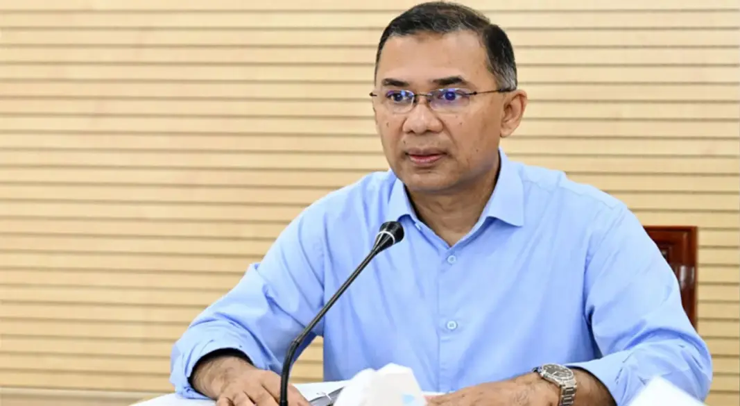 সচিবালয়ে অনুষ্ঠিত একনেক সভায় প্রধানমন্ত্রী তারেক রহমান।
