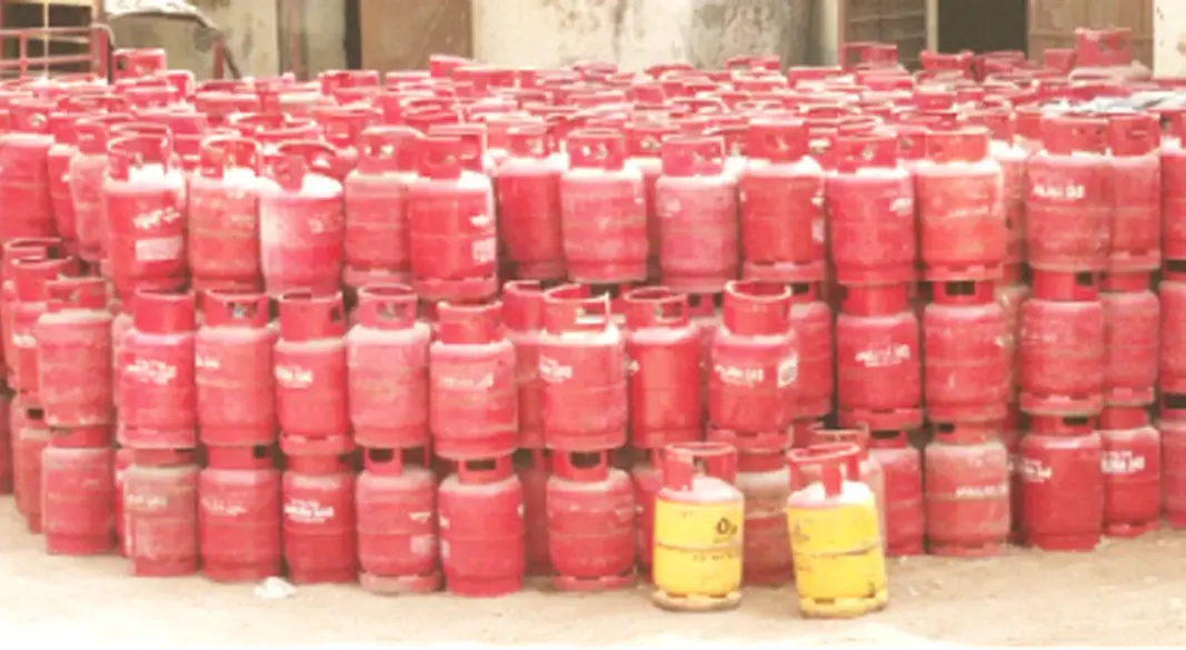 ৬৪ জেলায় বন্ধের পথে প্রায় ১ হাজার অটোগ্যাস স্টেশন