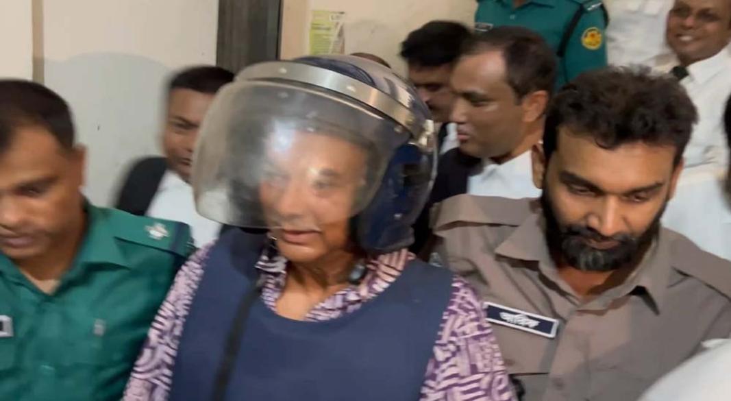 যাত্রাবাড়ীর হত্যা মামলায় সাবেক রেলমন্ত্রী নূরুল ইসলাম সুজন গ্রেপ্তার