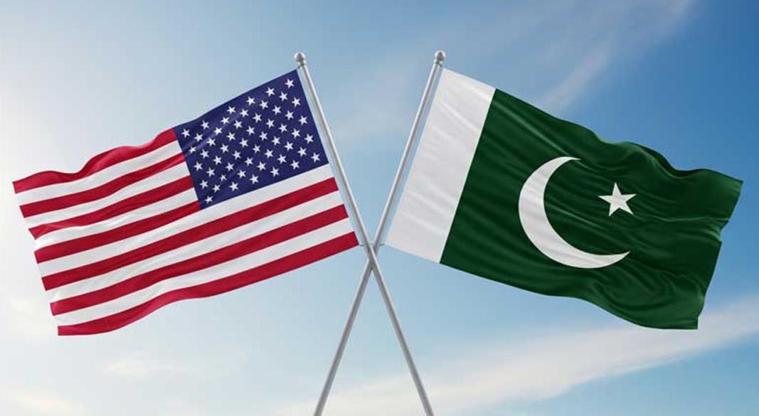যুক্তরাষ্ট্র ও পাকিস্তানের পতাকা। ছবি : সংগৃহীত
