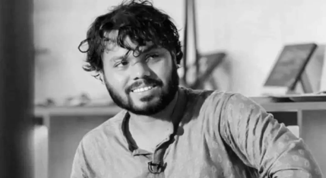 ঢাবিতে নয়, হিমাগারে নেওয়া হচ্ছে হাদির মরদেহ