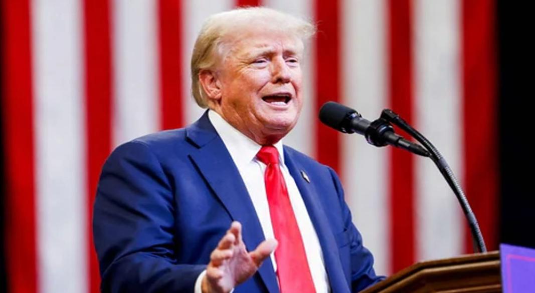 যুক্তরাষ্ট্রের প্রেসিডেন্ট ডোনাল্ড ট্রাম্প